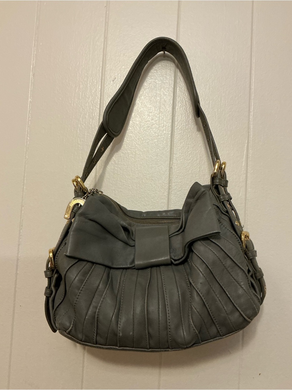 A rare Vintage Y2K Gray Leather Betsey Johnson Heavy Handbag Bag